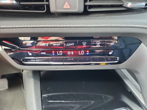 Certified 2023 Buick Envision Essence image 16