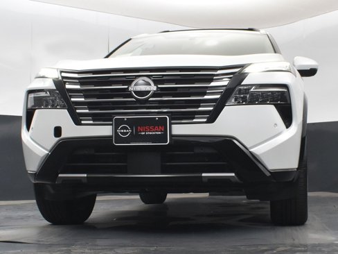 New 2026 Nissan Rogue Platinum image 39