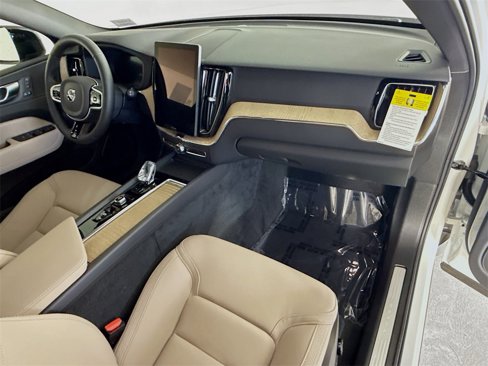 New 2026 Volvo XC60 B5 Plus w/ Protection Package Premier image 29