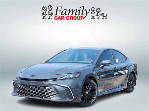 New 2026 Toyota Camry SE image 1