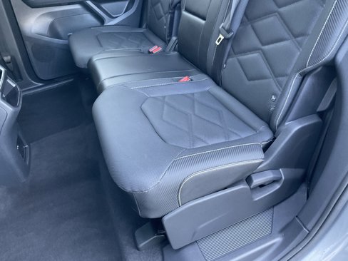 Used 2024 Volkswagen Atlas Cross Sport SE image 34