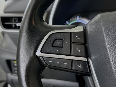 Used 2023 Toyota Highlander XLE image 14