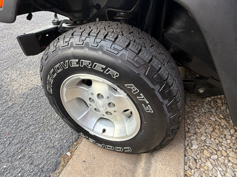 Used 2005 Jeep Wrangler X image 8