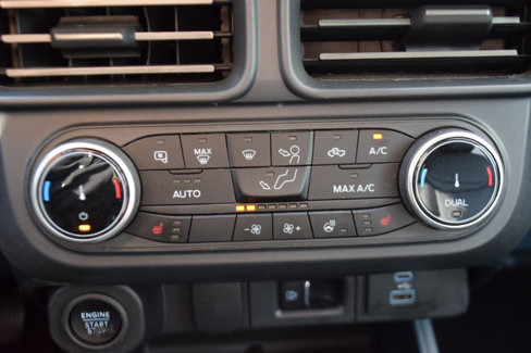 Used 2024 Ford Maverick Lariat w/ Black Appearance Package image 32