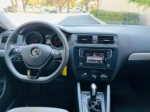 Used 2017 Volkswagen Jetta S image 13