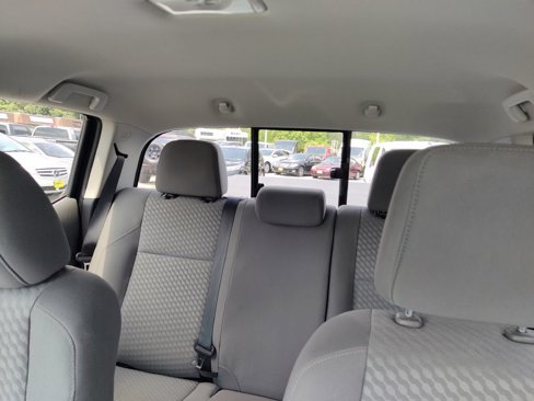 Used 2022 Toyota Tacoma SR image 29