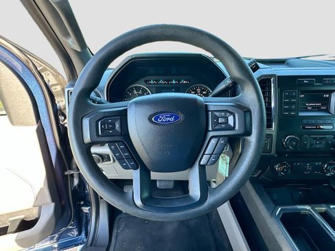 Used 2016 Ford F150 XLT image 11