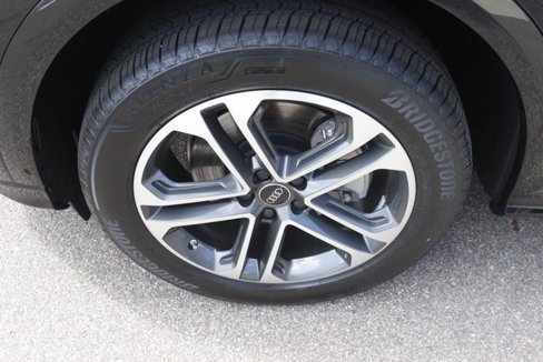 New 2025 Audi Q5 Premium Plus image 12