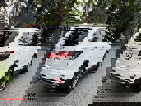 Used 2019 Hyundai Santa Fe XL SE w/ SE Premium Package 02 image 10