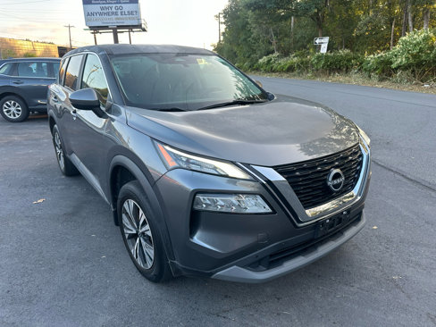 Used 2023 Nissan Rogue SV image 3