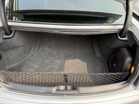 Used 2016 Chrysler 300 S image 18