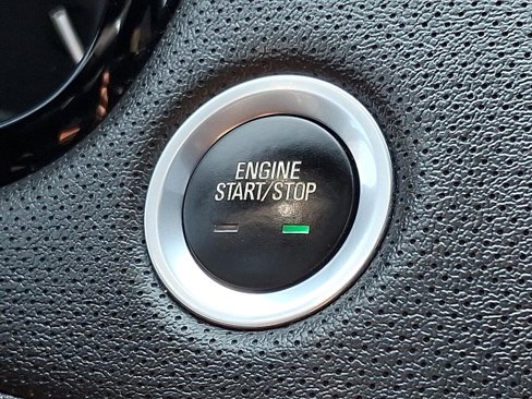 Used 2018 Cadillac XT5 Luxury w/ Driver Awareness Package image 26