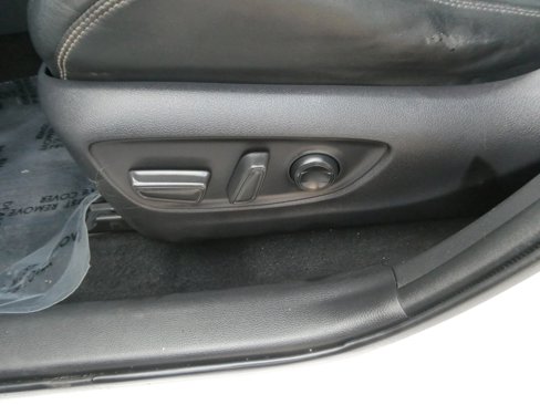 Used 2019 Toyota RAV4 XLE Premium image 17