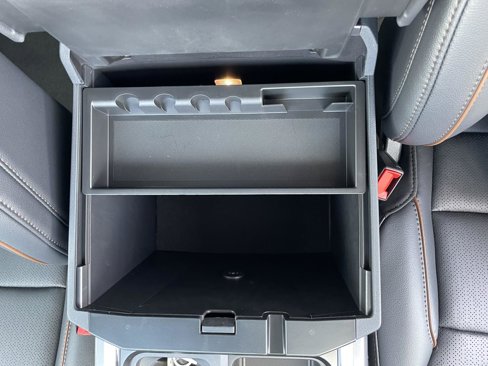 New 2025 Ford F350 Lariat w/ Lariat Ultimate Package image 25