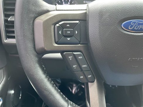 Used 2019 Ford Expedition Max XLT image 16