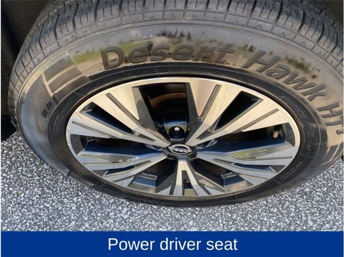 Used 2023 Nissan Rogue SV image 11