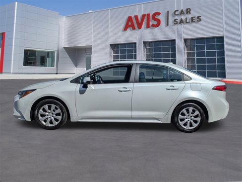 Used 2024 Toyota Corolla LE image 9