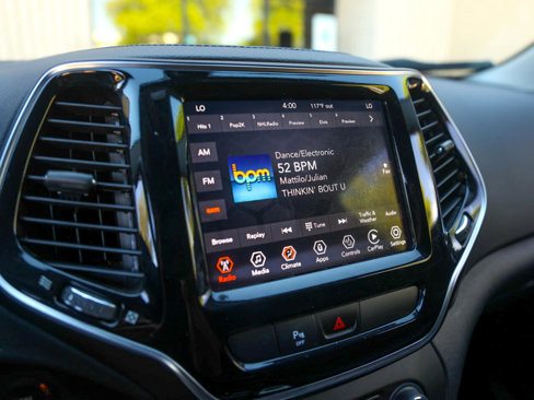 Used 2020 Jeep Cherokee Limited image 26
