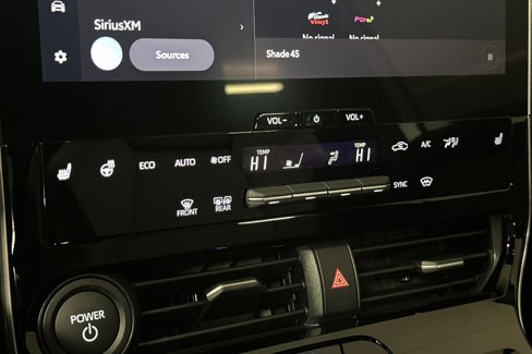 New 2025 Subaru Solterra Limited image 24
