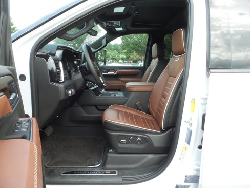 Used 2025 GMC Sierra 3500 Denali Ultimate image 33