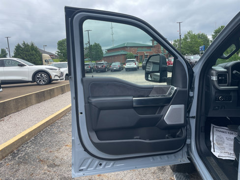 New 2025 Ford F250 Platinum image 13