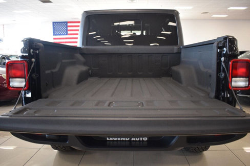 Used 2020 Jeep Gladiator Overland image 30