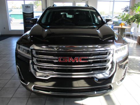 Used 2023 GMC Acadia SLT image 2