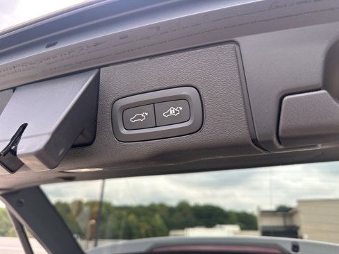Certified 2025 Volvo XC60 B5 Plus image 35
