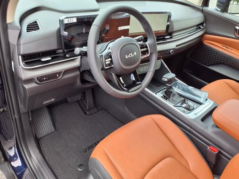 New 2026 Kia Carnival EX image 11