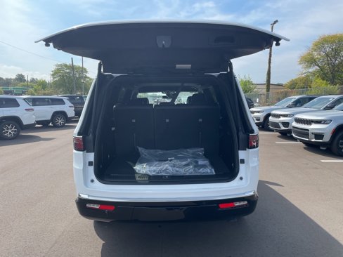 New 2025 Jeep Wagoneer 4WD image 6