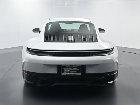 Certified 2025 Porsche 911 Carrera image 13
