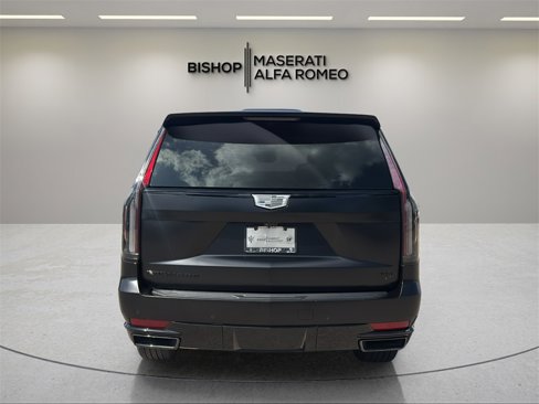 Used 2024 Cadillac Escalade Sport Platinum w/ LPO, ONYX Package image 4