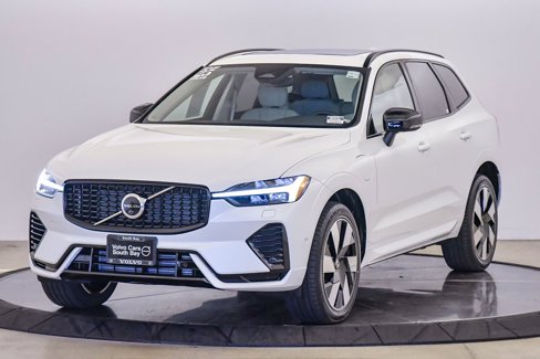 Certified 2025 Volvo XC60 T8 Plus w/ Protection Package Premier image 1