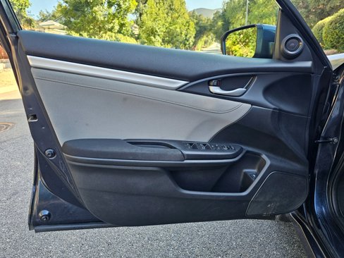 Used 2018 Honda Civic EX image 17