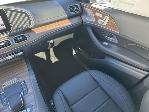 New 2025 Mercedes-Benz GLS 450 4MATIC image 30