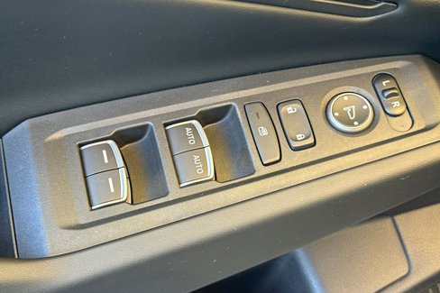 Used 2025 Honda Accord SE image 13