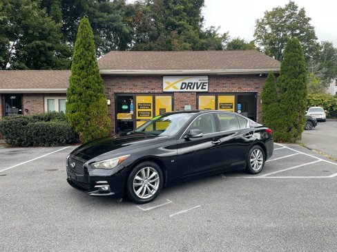 Used 2015 INFINITI Q50 Premium w/ Navigation Package image 3