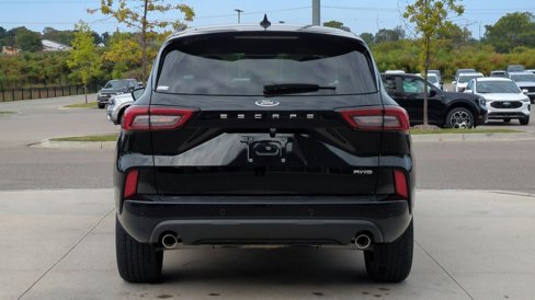 Certified 2024 Ford Escape ST-Line Elite w/ Premium Technology Package image 5