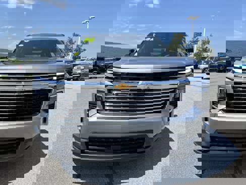 New 2026 Chevrolet Traverse LT w/ Driver Confidence Package image 12