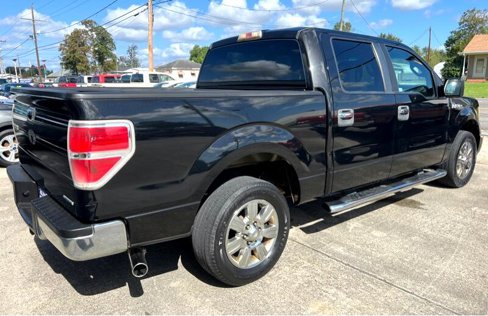 Used 2011 Ford F150 XLT w/ XLT Chrome Pkg image 5