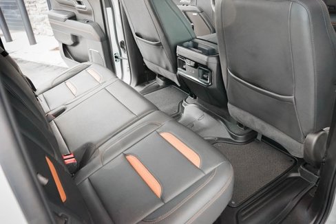 Used 2023 GMC Sierra 1500 AT4 w/ Technology Package image 34