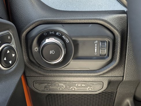 New 2025 Jeep Wrangler Willys image 15