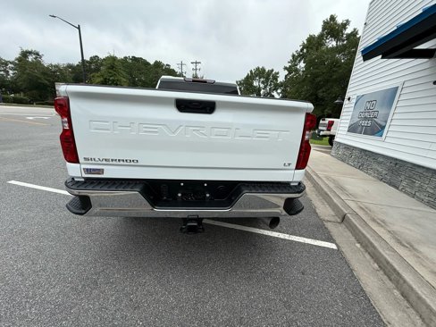 Used 2023 Chevrolet Silverado 2500 LT w/ Convenience Package image 7