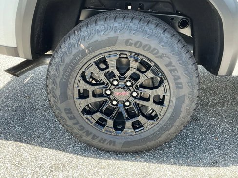 New 2026 GMC Canyon Elevation image 4