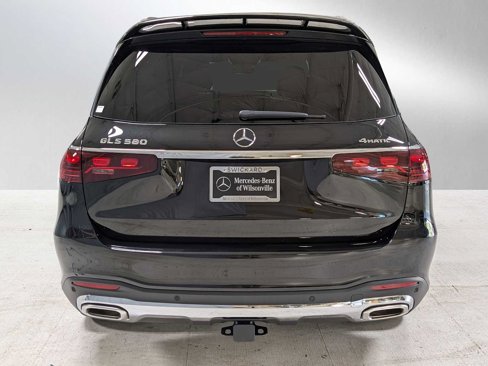 New 2026 Mercedes-Benz GLS 580 4MATIC image 4