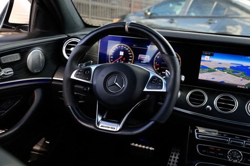 Used 2018 Mercedes-Benz E 63 AMG S w/ AMG Advanced Lighting Package image 34