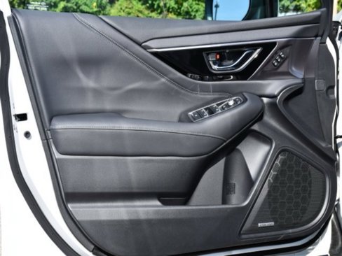 New 2025 Subaru Outback Touring XT image 10