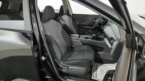 Used 2023 Nissan Rogue SV image 31