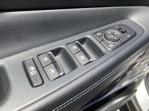 Used 2022 Hyundai Santa Fe SEL w/ Convenience + Premium Package image 12