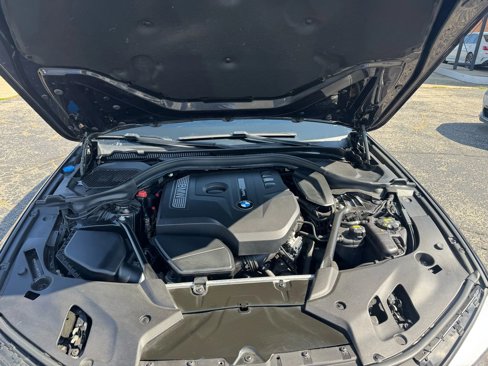 Used 2018 BMW 530i xDrive image 12